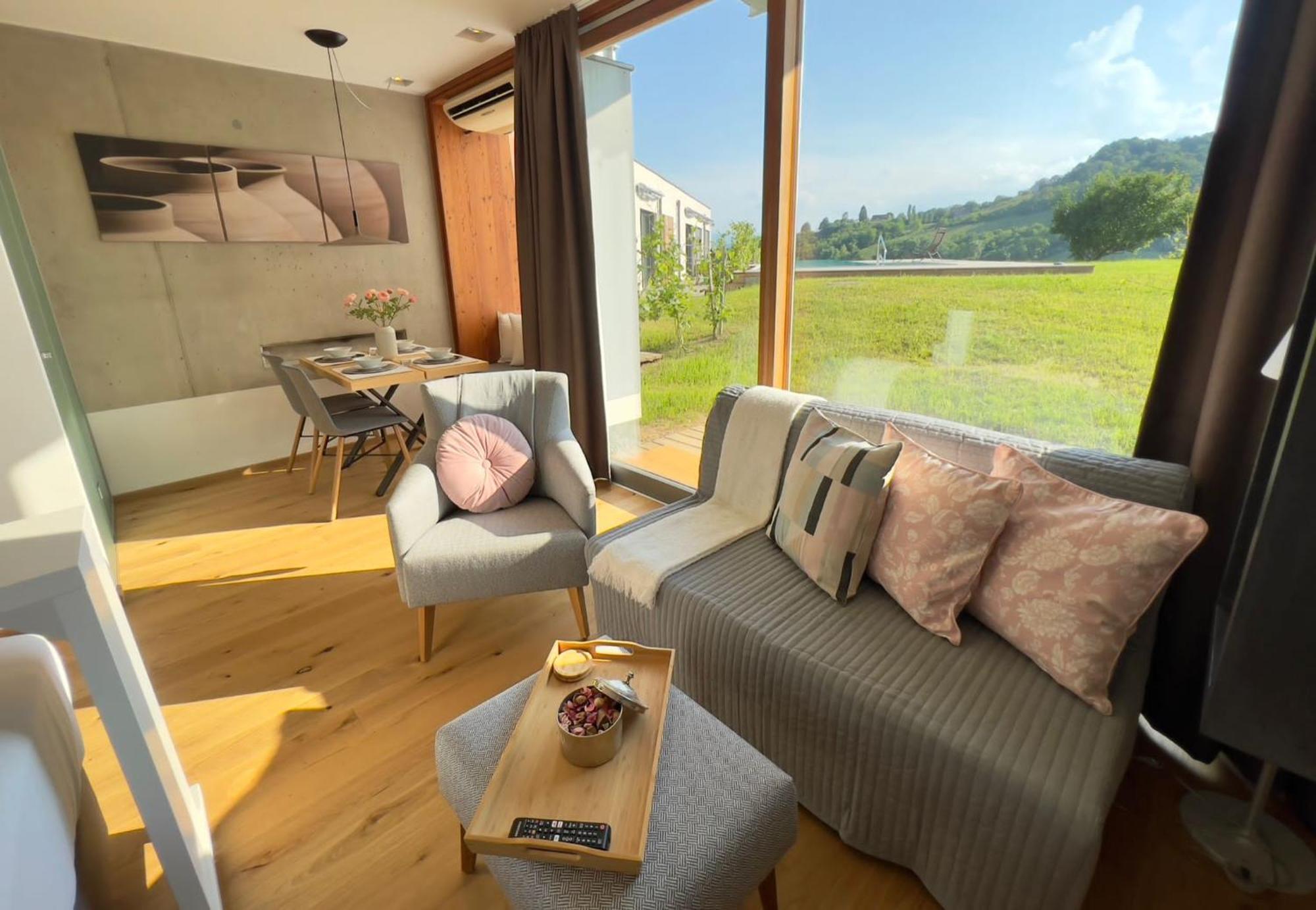 Hideaway An Der Weinstrasse - Pool & Sauna - Apartments Anderlage Spielfeld Exterior photo